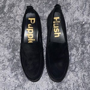 Womens Hush puppies healed loafer